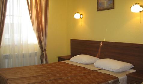 Двух-, трехместный евростандарт с мини-кухонным уголком, 4 этаж