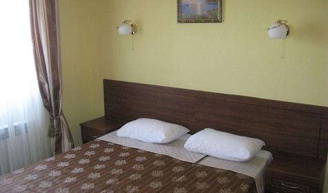 Двух-, трехместный евростандарт с мини-кухонным уголком, 4 этаж