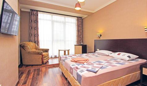 Трехместный с балконом