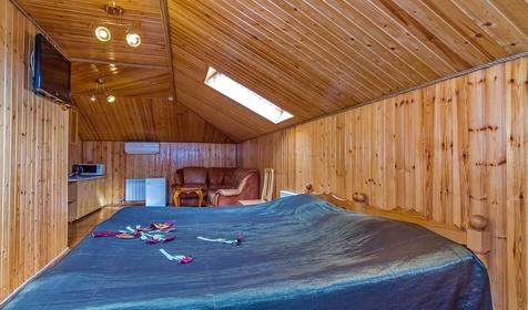 Трехместный люкс. Гостиница Барская Усадьба. Республика Адыгея, Майкопский район, п. Каменномостский