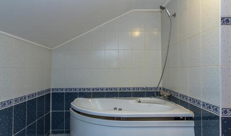 Трехместный люкс. Гостиница Барская Усадьба. Республика Адыгея, Майкопский район, п. Каменномостский