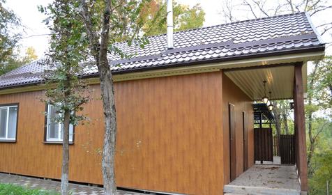 Домик с баней. База отдыха Дербенка. Краснодарский край, Северский район, Дербентская