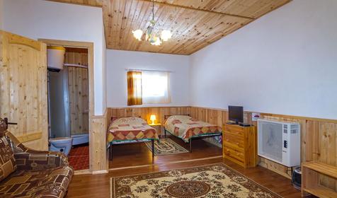 Гостевая комната для 4-х человек. Крестьянско-фермерское хозяйство Усадьба Колхидские Ворота, Апшеронский район, Камышанова поляна