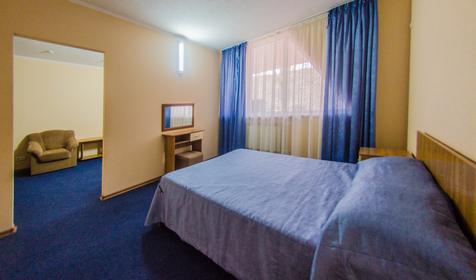 Двухместный двухкомнатный (двуспальная кровать)