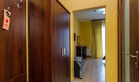 Трехместный стандарт. Гостевой дом Аникси, г. Геленджик, с. Кабардинка