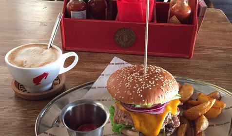 Гастробар Венский Двор, Геленджик