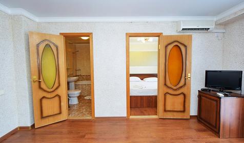 Делюкс с балконом. Гостевой дом Petra, Темрюкский район, ст-ца Голубицкая