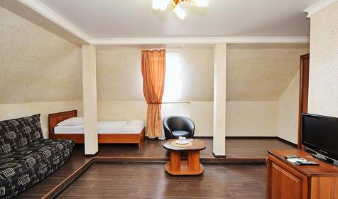 Семейный. Гостевой дом Petra, Темрюкский район, ст-ца Голубицкая