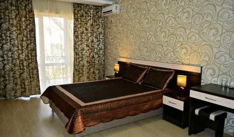 Loo de Luxe (Лоо де Люкс)