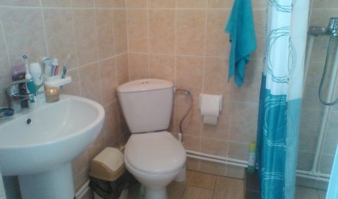 Трехместный