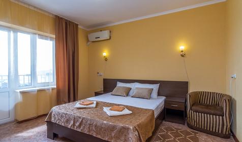 Пятиместный двухкомнатный люкс с балконом. Гостевой дом Верона, г. Анапа, п. Витязево