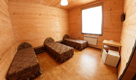 Трехместный