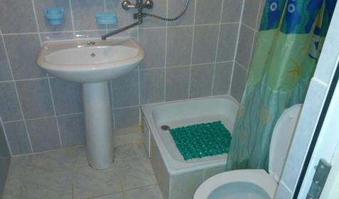 Трехместный