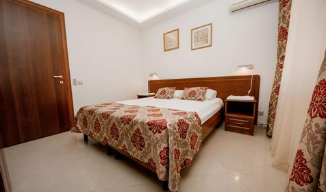 Tristar Hotel (Тристар Отель)