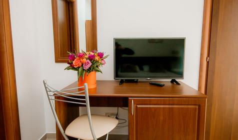 Tristar Hotel (Тристар Отель)