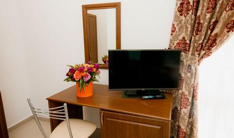 Tristar Hotel (Тристар Отель)