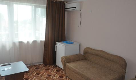 Трехместный двухкомнатный