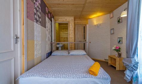 Дом Сундук. База отдыха Яблочный гусь, Северский р-он, п. Тхамаха