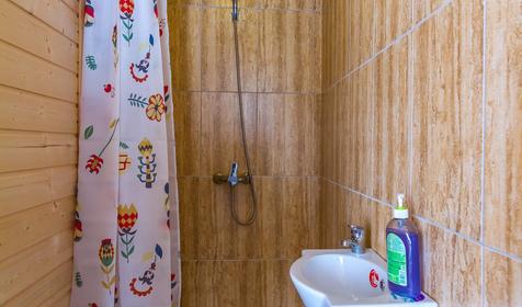 Дом Сундук. База отдыха Яблочный гусь, Северский р-он, п. Тхамаха