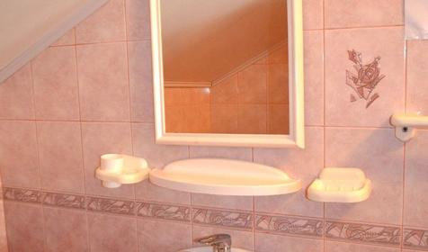 Четырехместный на мансарде, 1 корпус (санузел рядом с номером)