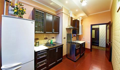 На ул. Кати Соловьяновой