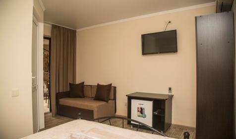 Трехместный люкс