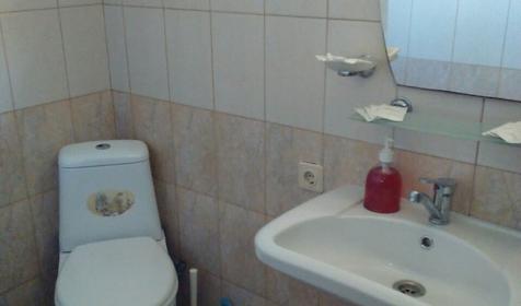 Домик четырехместный двухкомнатный люкс с кухней