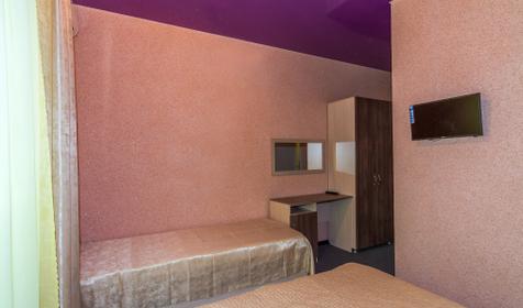 Трехместный люкс. Гостевой дом Триумф, Туапсинский район, п. Дедеркой