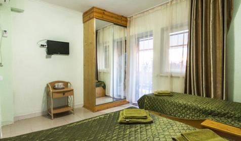 Трехместный стандарт с удобствами и видом на море