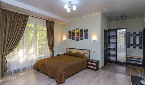 Отель Каштан, Даховская