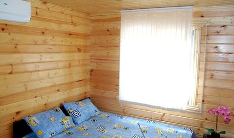 стандарт в деревянном срубе