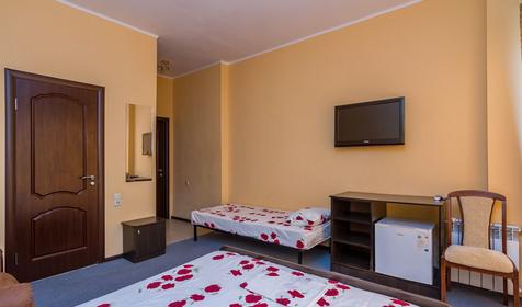 Трехместный стандарт. Гостиница АдмиралЪ, г. Геленджик, пос. Архипо-Осиповка