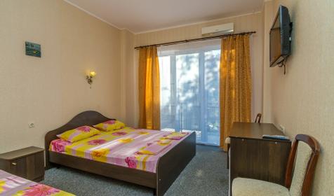 Трехместный стандарт. Гостиница АдмиралЪ, г. Геленджик, пос. Архипо-Осиповка