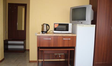 Трех-, четырехместный евростандарт с мини-кухонным уголком