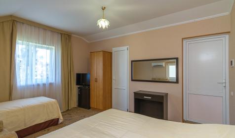 Комфорт четырехместный. Гостевой дом "Александр", город-курорт Анапа