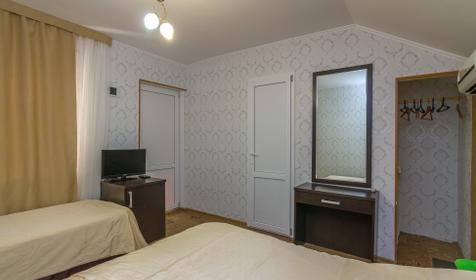 Комфорт трехместный. Гостевой дом "Александр", город-курорт Анапа