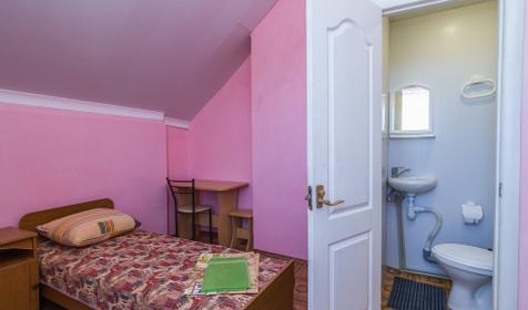 Двухместный с основными удобствами. Гостевой дом на Таманской, Анапа