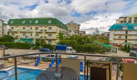 Семейный четырехместный двухкомнатный. Отель Золотые пески, Анапа, п. Витязево