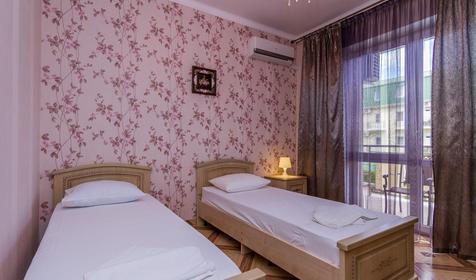 Полулюкс двухместный с видом на бассейн. Отель Золотые пески, Анапа, п. Витязево