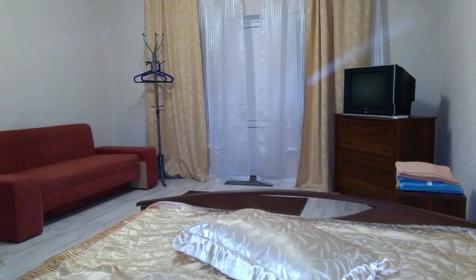 Трехместный