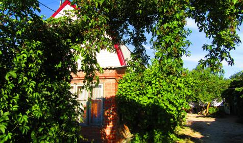 Гостевой двор На Чапаева, Ейск, Должанская