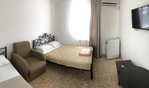 Четырехместный стандарт с общим балконом