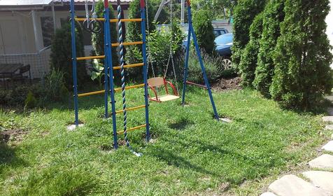 Тихий дворик в Бетте