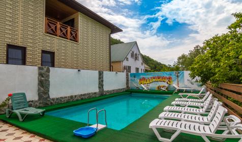 Гостевой дом Людмила, Туапсе, Пляхо