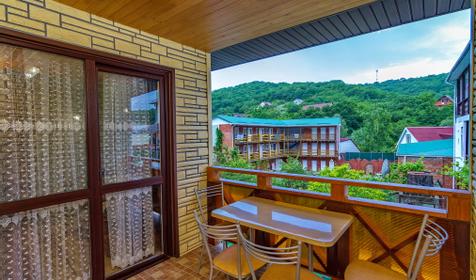 Двухкомнатный люкс. Гостевой дом Людмила, Туапсе, Пляхо