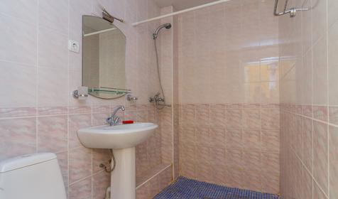 Комфорт трехместный. Гостевой дом Берег солнца, Новомихайловский