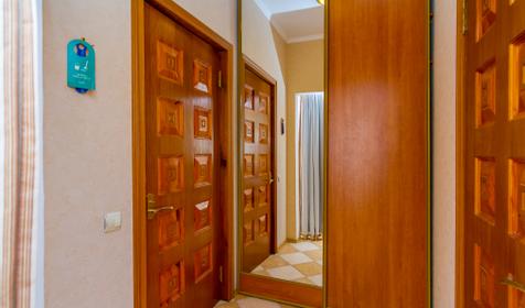 Трехместный полулюкс. Мини-отель Горная Долина, г. Геленджик, п. Архипо-Осиповка