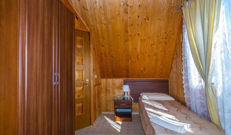 Двухкомнатный люкс с мансардой. Мини-отель Горная Долина, г. Геленджик, п. Архипо-Осиповка