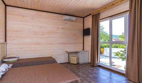 Люкс трехместный. Гостевой дом Барабулька, Геленджик, Архипо-Осиповка