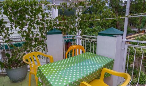 Двух-, трехместный номер. Гостевой дом Гномик, г. Туапсе, с. Агой